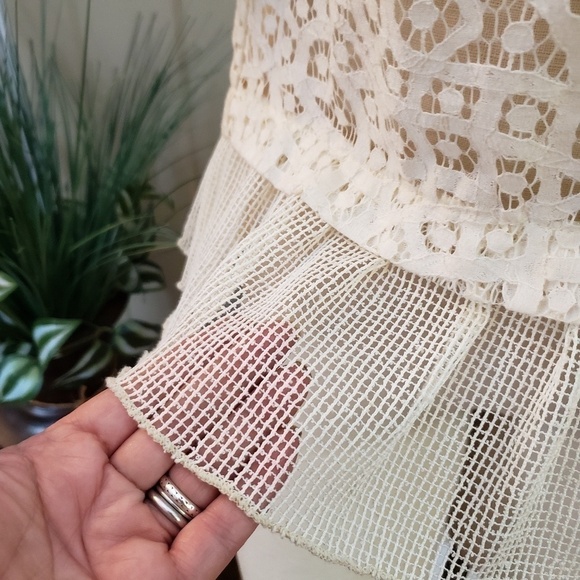 Weston Anthropologie Ivory Lace embroidered top Size Small - Picture 7 of 10